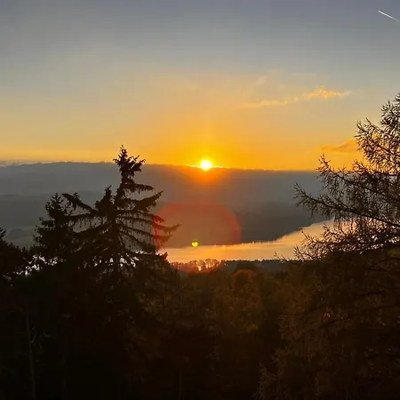 Hauslipno Na Lipne 伏尔塔瓦河畔利普诺